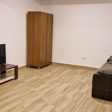 Apartamente Livada Ramnicu Valcea Exterior photo