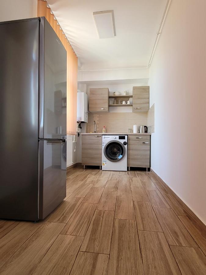 Apartamente Livada Ramnicu Valcea Exterior photo