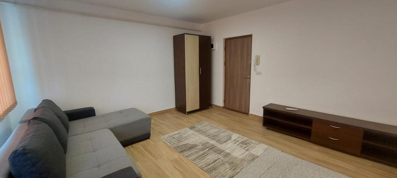 Apartamente Livada Ramnicu Valcea Exterior photo